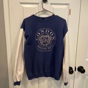 Oversized London hill crewnecks